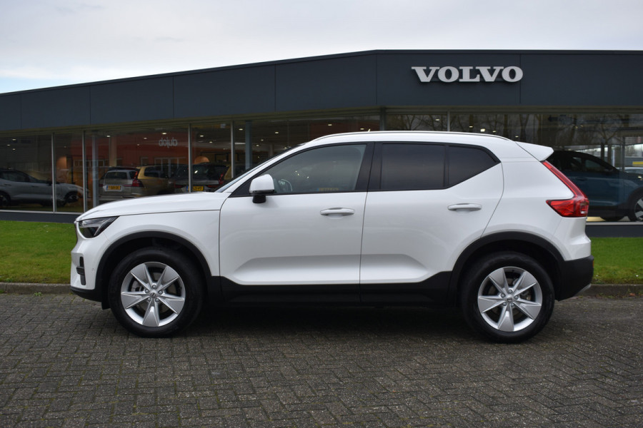 Volvo XC40 B3 164PK Automaat Core | 360° Camera | Apple Carplay | Stoel/stuurverwarming |