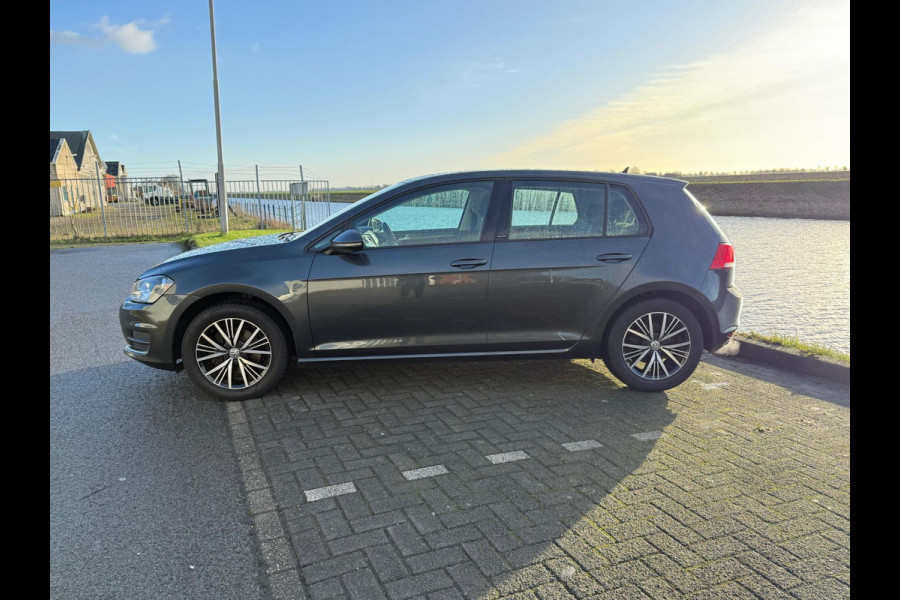 Volkswagen Golf 1.4 TSI ACT DSG Allstar ed. / Carplay / stoelverwarming / cruise nieuwstaat