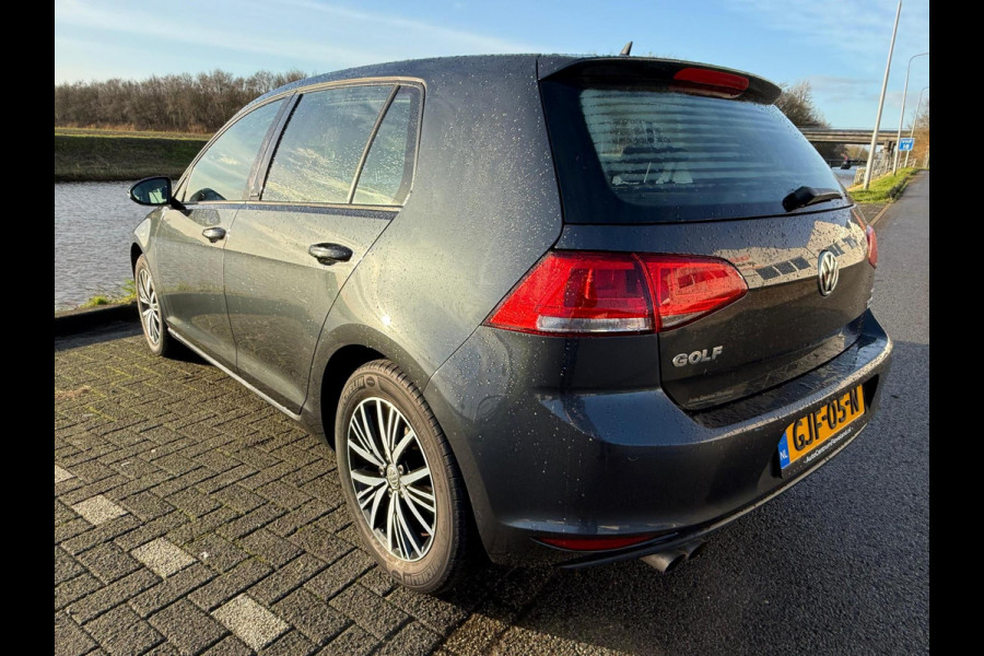 Volkswagen Golf 1.4 TSI ACT DSG Allstar ed. / Carplay / stoelverwarming / cruise nieuwstaat