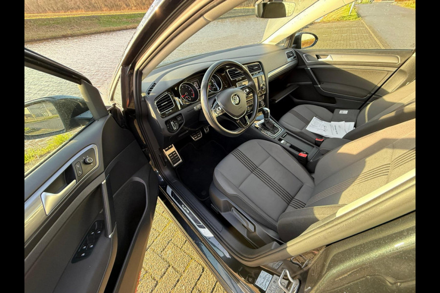 Volkswagen Golf 1.4 TSI ACT DSG Allstar ed. / Carplay / stoelverwarming / cruise nieuwstaat