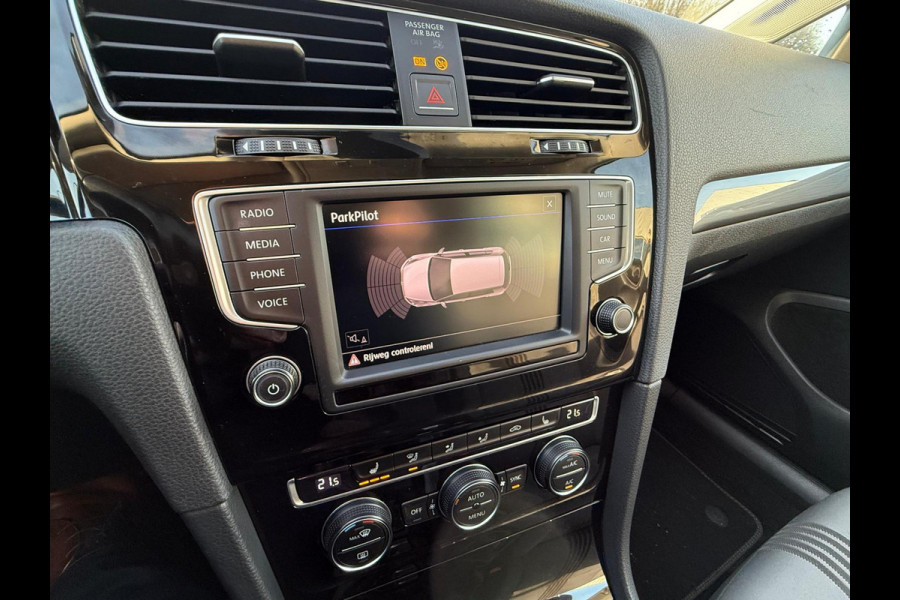 Volkswagen Golf 1.4 TSI ACT DSG Allstar ed. / Carplay / stoelverwarming / cruise nieuwstaat