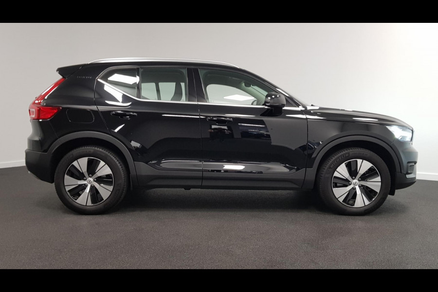 Volvo XC40 1.5 T4 211pk Inscription PHEV Automaat | Navigatie | Climate Control | Cruise Control adaptive | Trekhaak | Electrisch bedienbare achterklep