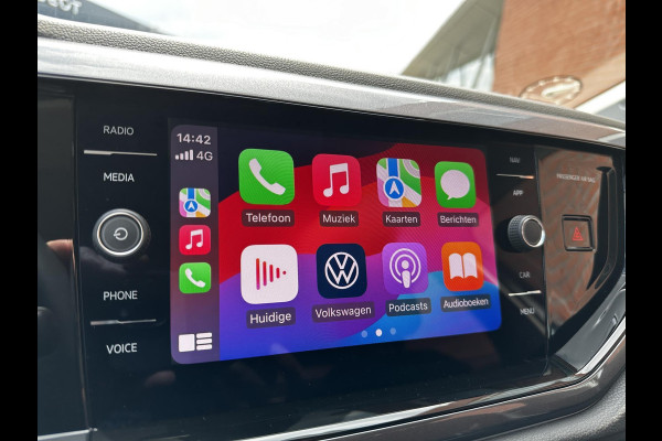 Volkswagen Taigo 1.0 TSI 110pk DSG Style | Navigatie | Apple Carplay/Android Auto | Parkeersensoren | Camera | Blind Spot Assist | Adaptive Cruise Control | Stoelverwarming | Ledverlichting | Climate Control