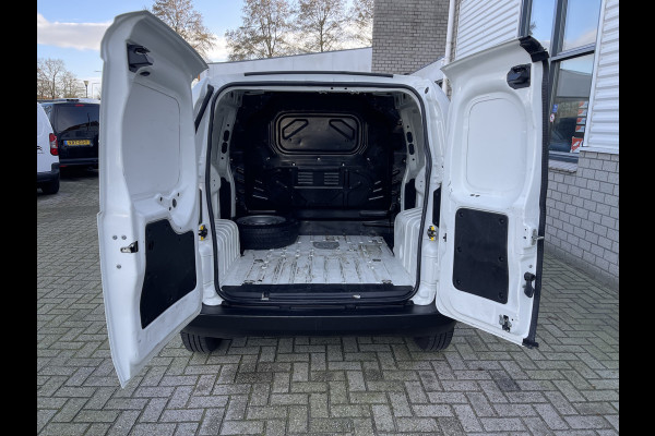 Fiat Fiorino 1.4 Easy Pro / benzine grijs kenteken / vaste prijs rijklaar € 8.950 ex btw / airco / euro 6 / centrale vergrendeling / lease vanaf € 164