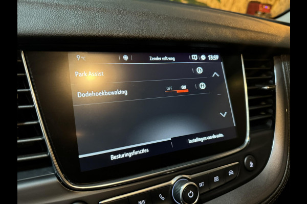 Opel Grandland X 1.2 Turbo Business Executive Trekhaak Navi Carplay Camera Rijklaar