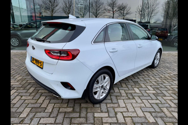 Kia Ceed 1.0 T-GDi DynamicLine CarPlay, Climate, Camera, Navi