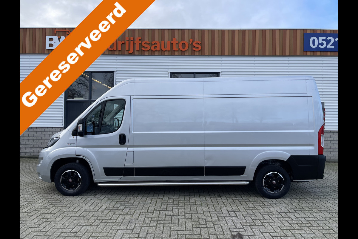 Fiat Ducato 33 2.3 MultiJet L3H2 Luxury Pro met Dhollandia laadklep! / rijklaar € 21.950 ex btw / lease vanaf € 392 / cruise en climate control / zilver metallic / 81.475 km NAP!