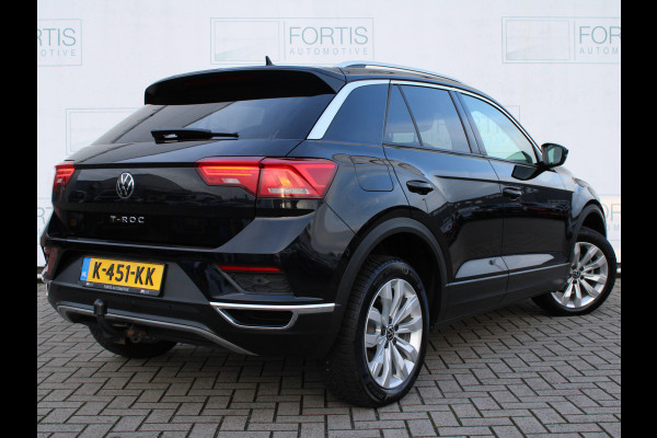 Volkswagen T-Roc 1.5 TSI Style Business NL AUTO | AUTOMAAT | TREKHAAK | CARPLAY