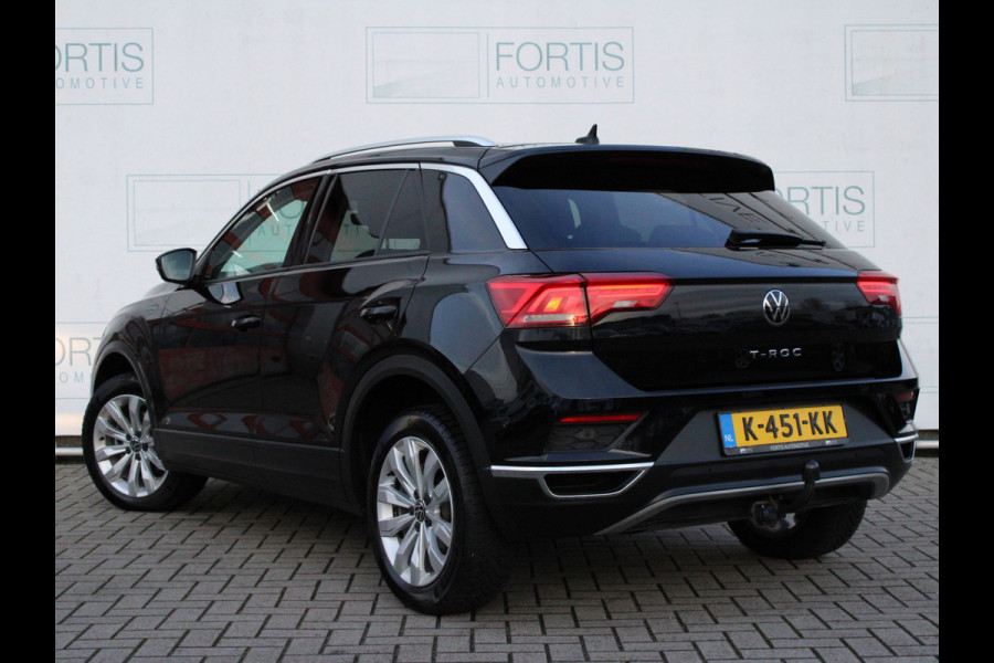 Volkswagen T-Roc 1.5 TSI Style Business NL AUTO | AUTOMAAT | TREKHAAK | CARPLAY