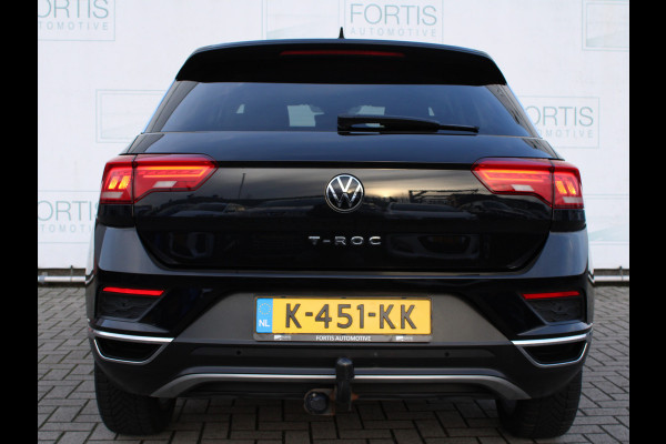 Volkswagen T-Roc 1.5 TSI Style Business NL AUTO | AUTOMAAT | TREKHAAK | CARPLAY