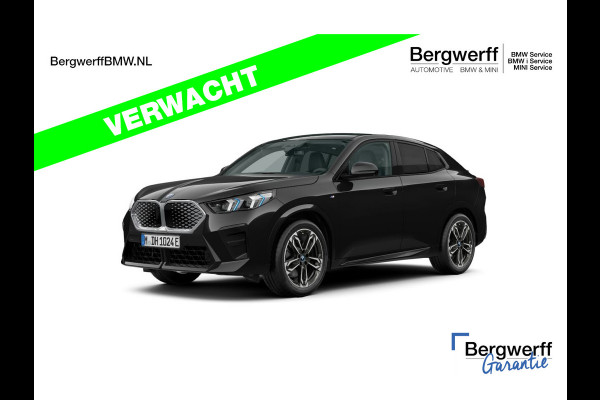 BMW iX2 xDrive30 M-Sport - Pano - Memoryzetel - Head-Up - Harman Kardon