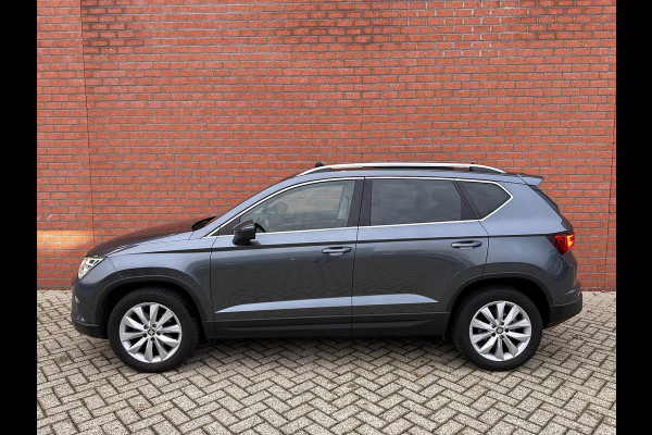 Seat Ateca 1.0 EcoTSI Style Business Intense Panoramadak Full LED Navigatie PDC VA + Camera Trekhaak Alcantara 17" Velgen DAB+ Adaptive Cruise Control