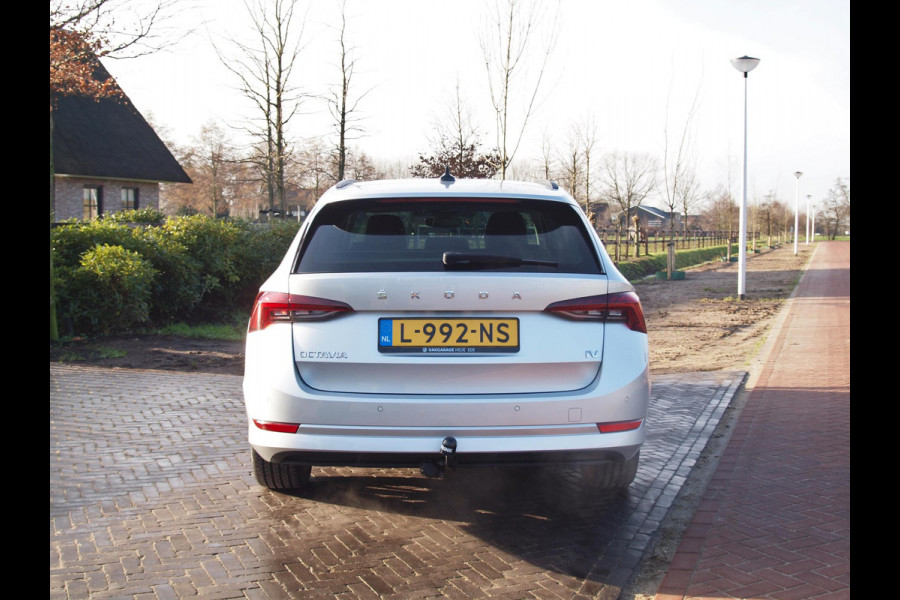 Škoda Octavia Combi 1.4 TSI iV PHEV Business Edition | Apple Carplay| Plug-in Hybride | Trekhaak | NL-Auto |