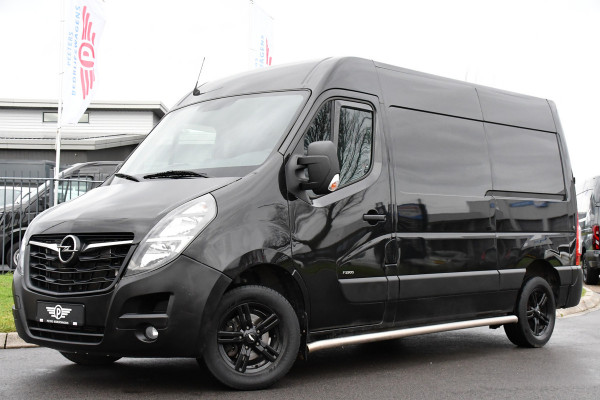 Opel Movano 2.3 Turbo L2H2 Black Edition Camera, Cruise, Multimedia, 135PK, Sensoren, Trekhaak, UNIEK!