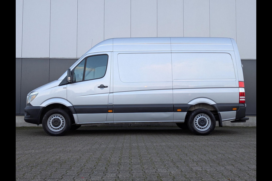 Mercedes-Benz Sprinter 314 140PK AUTOMAAT CRUISE CLIMATE CONTROL TREKHAAK 3 PERSOONS