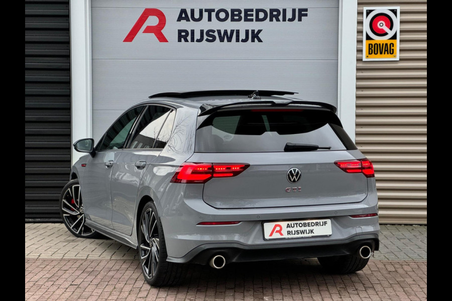 Volkswagen Golf 2.0 TSI GTI Black Style Matrix/Pano/Camera/BTW