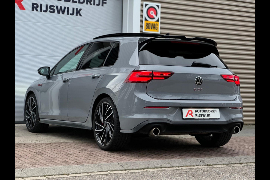 Volkswagen Golf 2.0 TSI GTI Black Style Matrix/Pano/Camera/BTW