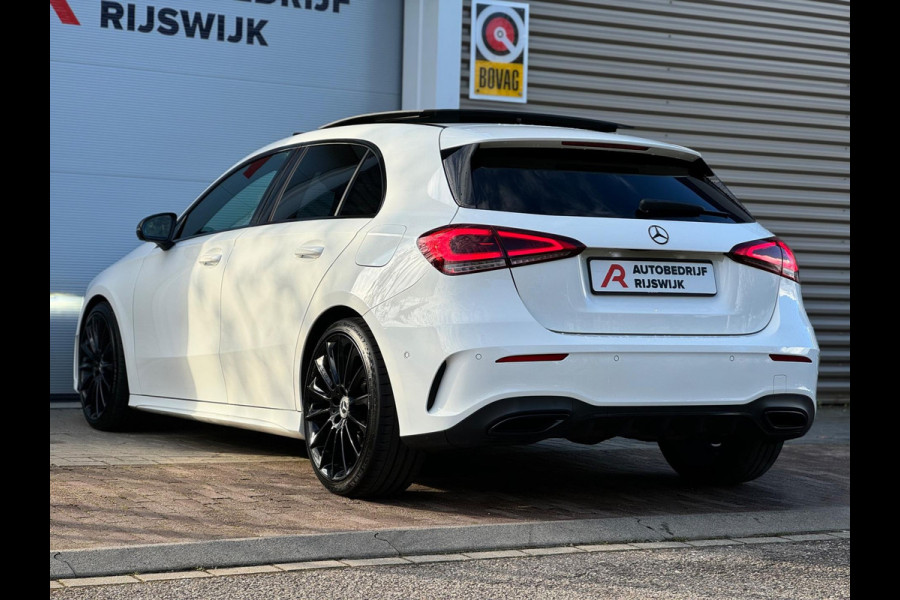 Mercedes-Benz A-Klasse 200 AMG Pano/Camera/Sfeer