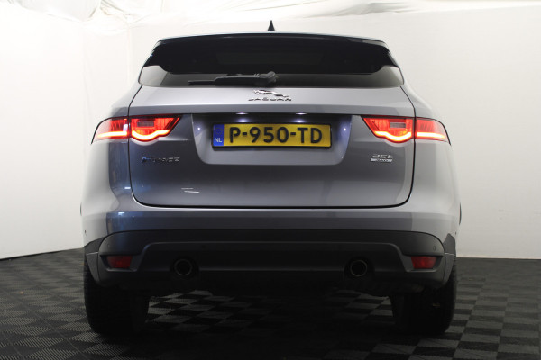 Jaguar F-Pace 2.0t AWD Chequered Flag |Pano|Camera|Navi|