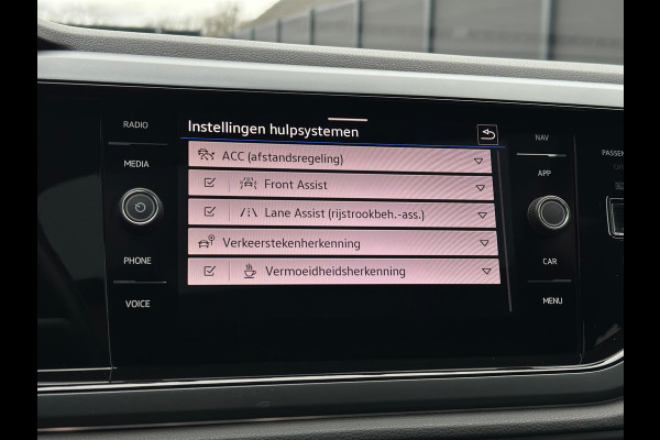 Volkswagen Polo 1.0 TSI R-Line Panorama CarPlay Camera