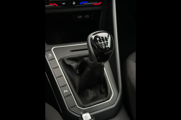 Volkswagen Polo 1.0 TSI R-Line Panorama CarPlay Camera