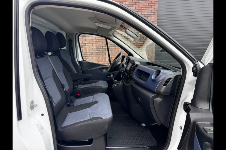 Opel Vivaro 1.6 CDTI L2H1 Edition EcoFlex / 125 PK / Navigatie + Camera / 3-Persoons / 1e Eigenaar / Park-Pilot