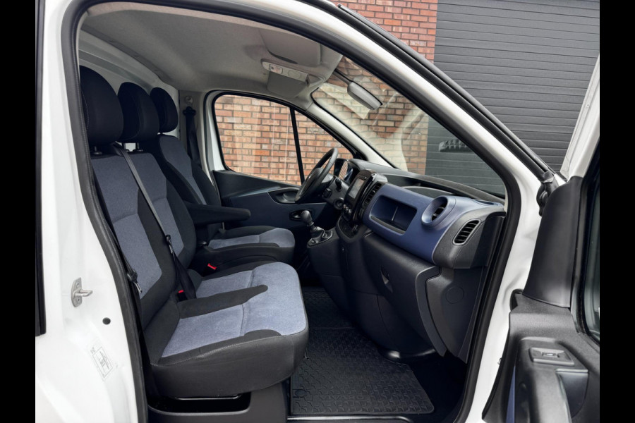 Opel Vivaro 1.6 CDTI L2H1 Edition EcoFlex / 125 PK / Navigatie + Camera / 3-Persoons / 1e Eigenaar / Park-Pilot