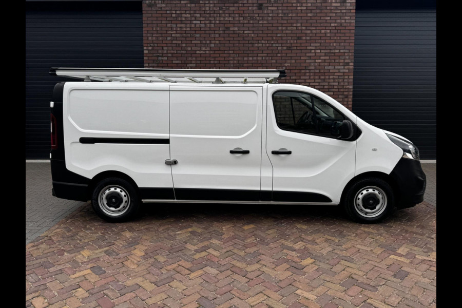 Opel Vivaro 1.6 CDTI L2H1 Edition EcoFlex / 125 PK / Navigatie + Camera / 3-Persoons / 1e Eigenaar / Park-Pilot