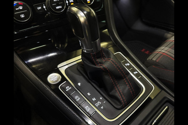 Volkswagen Golf 2.0 TSI GTI Performance|PANO|KEYLESS|FULL OPTION