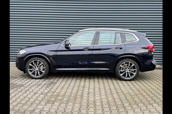 BMW X3 xDrive30e M Sport Plug In Hybrid Dealer O.H. PHEV | Panodak | Adaptive Cruise | 21"L.M | Head Up | Lederen Sportstoelen | Stuurverwarming | Keyless | Adaptive LED | Apple Carplay |