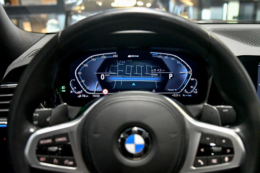 BMW 3-serie 320e M-Sport, Aero, Pano, Laser, Camera, Keyless, BTW, Sfeer, Hifi, Trekhaak, CarPlay!