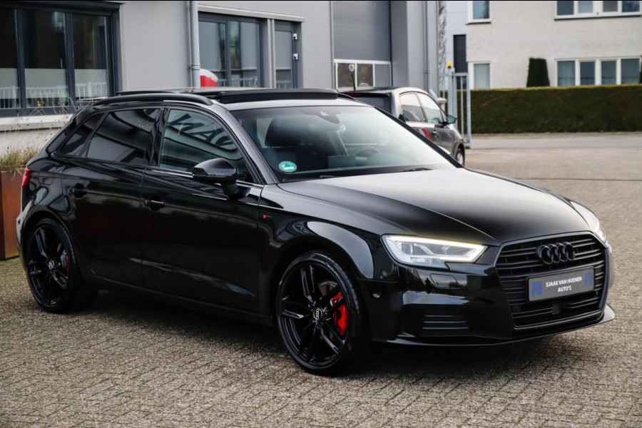 Audi A3 Sportback 1.4 TFSI CoD Sport S Line Edition 35 TFSI Facelift 150pk S-Tronic! Panoramadak|Virtual Cockpit|LED Matrix|Black