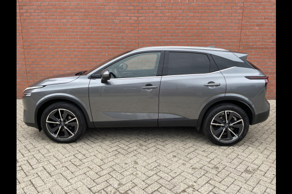 Nissan QASHQAI 1.3 MHEV DIG-T 158pk Xtronic Tekna+ | Navigatie | Apple Carplay/Android Auto | Parkeersensoren | 360 camera | Adaptive cruise control | Elektrisch panoramadak | Head-up Display | Blind Spot Assist | Elektrische achterklep | Elektrische bestuurderstoel | Stoel-en stuurverwarming | Ledverlichting | Climate Control