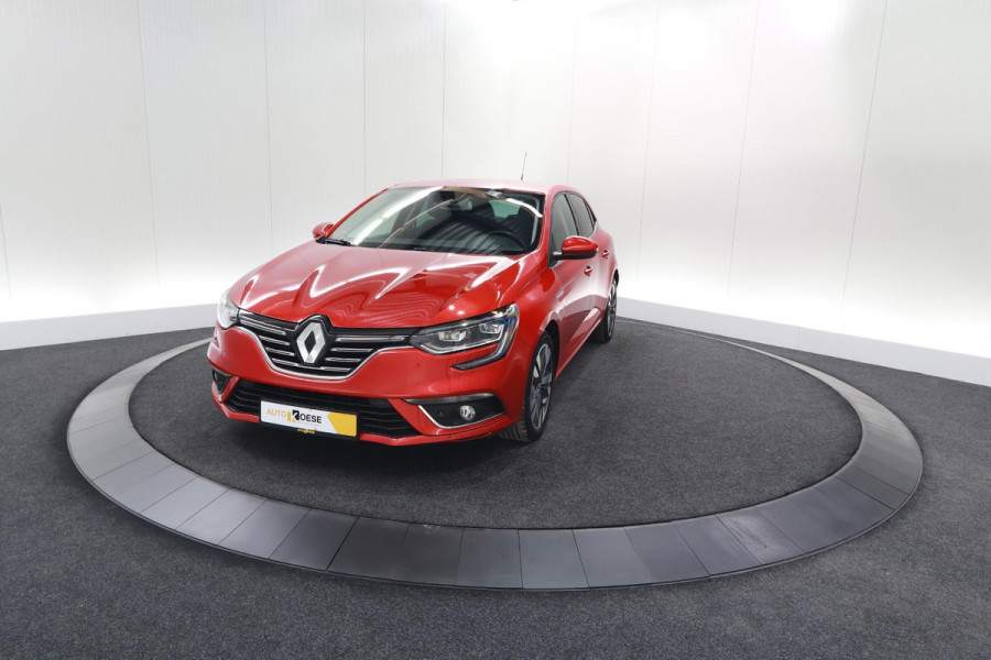 Renault Mégane TCe 140 Limited | Camera | Apple Carplay | Parkeersensoren | Navigatie