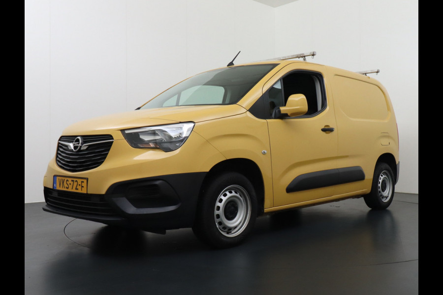 Opel Combo 1.5D L1H1 Edition 11x Op voorraad! 3-Persoons Airco Cruise Control Bluetooth Elektr.ramen Elektr.spiegels+Verwarmd Centr.Vergr+a Schuifdeur Betonplex vloer Lat om Lat betimmering