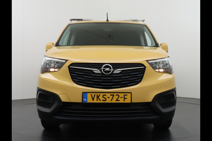 Opel Combo 1.5D L1H1 Edition 11x Op voorraad! 3-Persoons Airco Cruise Control Bluetooth Elektr.ramen Elektr.spiegels+Verwarmd Centr.Vergr+a Schuifdeur Betonplex vloer Lat om Lat betimmering