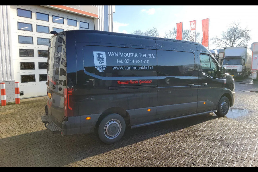 Renault Master 170.35 EURO 6 L3H2 GESLOTEN ZWART METALLIC - V-33-HXT