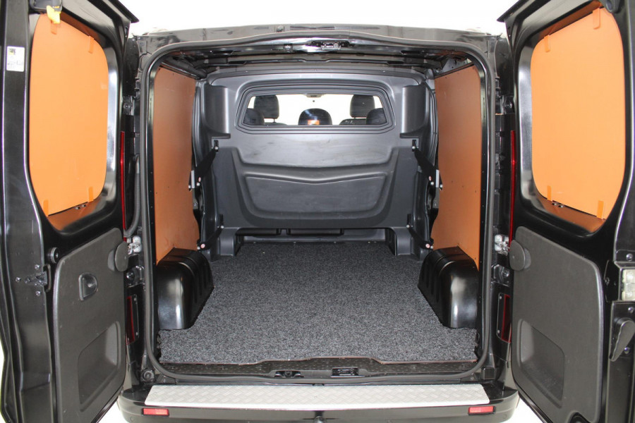 Fiat Talento 2.0 MultiJet L2H1 Abarth Dubbele Cabine Fiat Talento 2.0 MultiJet L2H1  Abarth Dubbele Cabine luxe  navi airco cruise leder