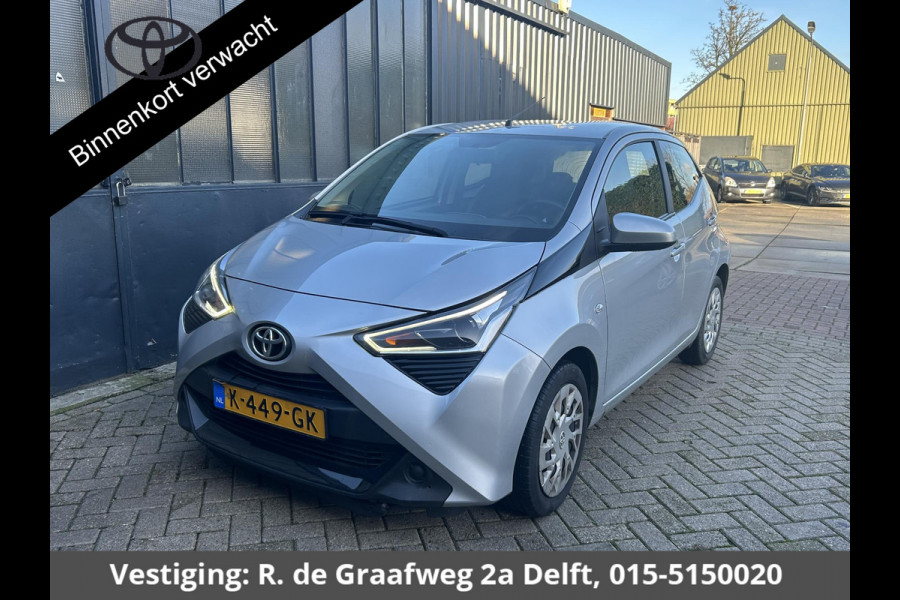 Toyota Aygo 1.0 VVT-i X-Play Airco | Start/stop systeem | Stuurwiel multifunctioneel |