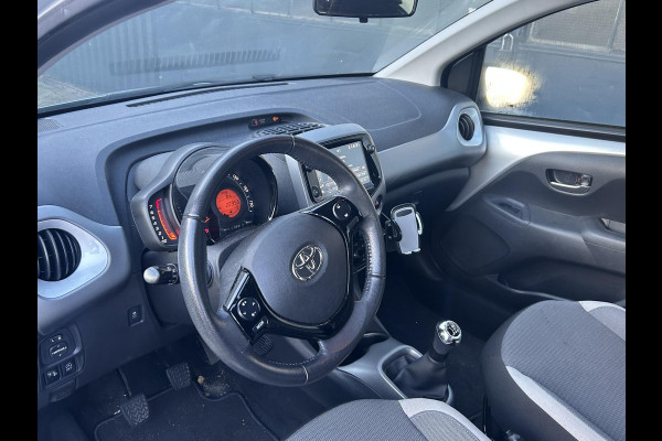 Toyota Aygo 1.0 VVT-i X-Play Airco | Start/stop systeem | Stuurwiel multifunctioneel |