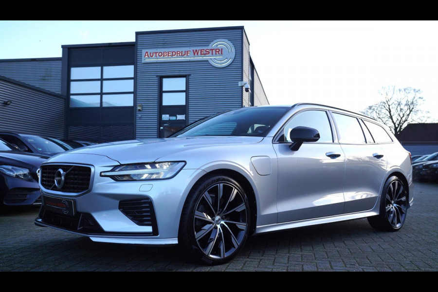 Volvo V60 2.0 T8 Twin Engine AWD | R-Design Binnen+buiten | Bowers&Wilkins | incl BTW | 360 camera | Stuurwielverwarming | Headup