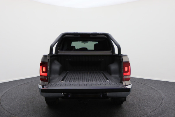 Volkswagen Amarok 3.0 TDI DSG 4Motion Plus Cab Highline Leer, Elektrische Stoelen, Camera, Cruise, Apple Carplay, DAB, Trekhaak, 20''