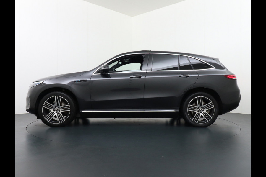 Mercedes-Benz EQC 400 4MATIC 80kWh 408pk 706Nm Leder Burmester® Luchtvering-a High Matrix Led El.Klep 20"lmv Connect20 Park-Assist 360°Camera Navi Air-balance pakket Distronic-plus Verkeersbord detectie Uitparkeer waarschuwing Thermatik E-call Keyless GO-Comfort pack Rij-assistentiepakket Plus Pre-Safe-system Zwarte-hemel Zit-comf.pack  Priv.Glass Keyless Chroompakket  Orig.NLse auto! 1800kg trekvermogen! Model 2021