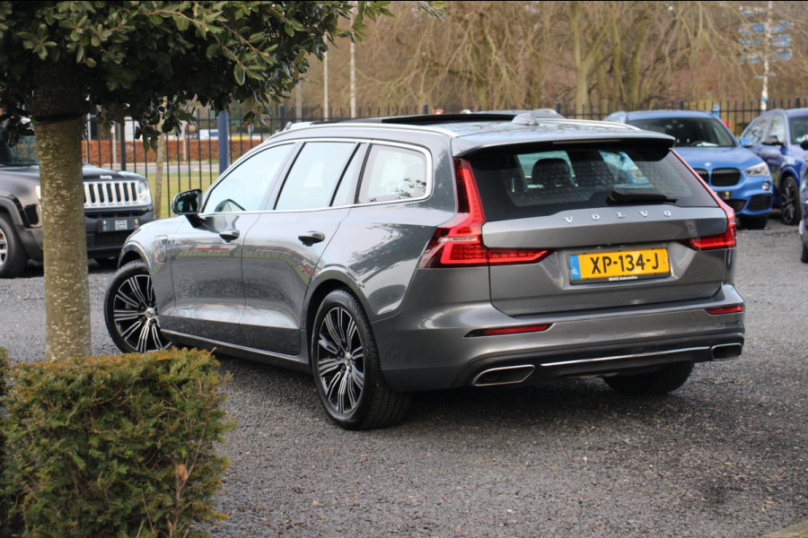 Volvo V60 2.0 T8 Twin Engine AWD Inscription 390 PK Pano Trekhaak Leder Blis 18''