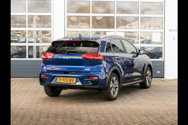 Kia e-Niro DynamicPlusLine 64 kWh | Apple Carplay/Android auto | Cruise control adaptief | Climate controle | Elektrisch schuifdak | Keyless start en entry | Full map navigatie | voorstoelen en stuur verwarmd.