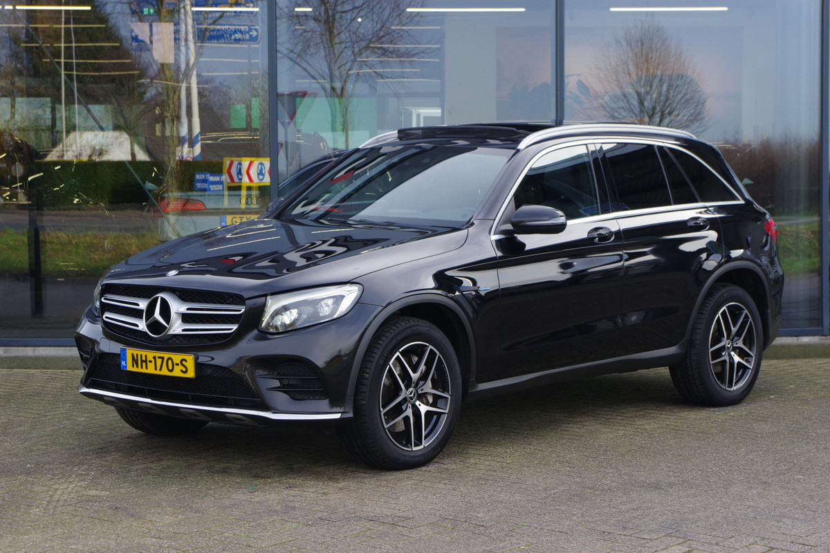 Mercedes-Benz GLC 350e 320 PK 4MATIC Ambition AMG-Line PHEV, Panoramadak, Leder, Camera, DAB