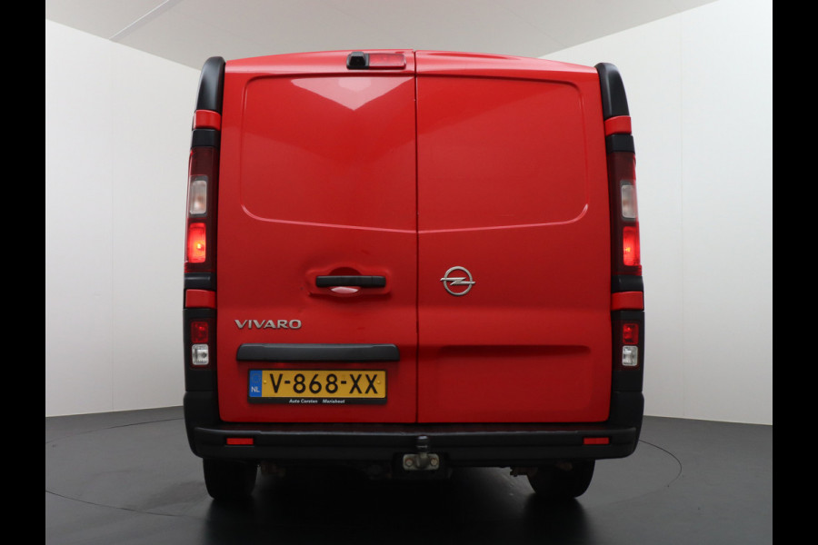 Opel Vivaro D126PK 5pers. Dubbele Cabine L2H1 Navi Camera PDC Airco Cruise Controle Trekhaak DAB MultiMedia DC Betonplex Schuifdeur Wand+Raa Regensensor Elektr.Spiegels+Verwarmd Centr. Vergrendeling Elektr.Ramen Led Mistlampen EURO6 Elegance Pakket Audio Pakket Navigatie Pakket Parkeer Pakket Orig.NLse auto 1e eigenaar 2.000kg trekvermogen