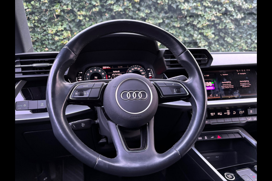 Audi A3 Sportback 40 TFSI e 204PK Business Black edition | Virtual | Soundgenerator | Front-Assist | Lane Warning | Drive-select |