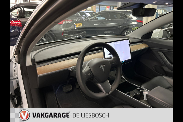 Tesla Model 3 Long Range AWD 75 kWh / 360 camera / stoel verwarming / trekhaak / panorama-dak / autopilot