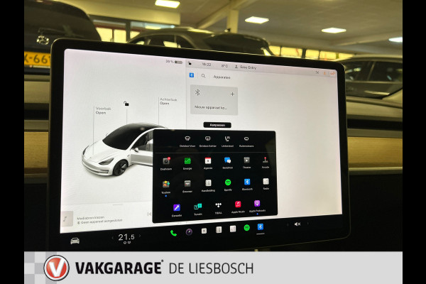 Tesla Model 3 Long Range AWD 75 kWh / 360 camera / stoel verwarming / trekhaak / panorama-dak / autopilot
